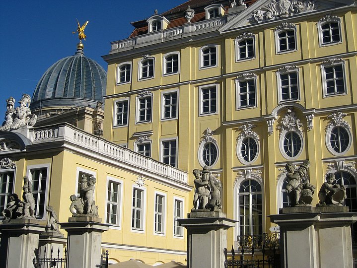 Das Coselpalais an der Frauenkirche Dresden